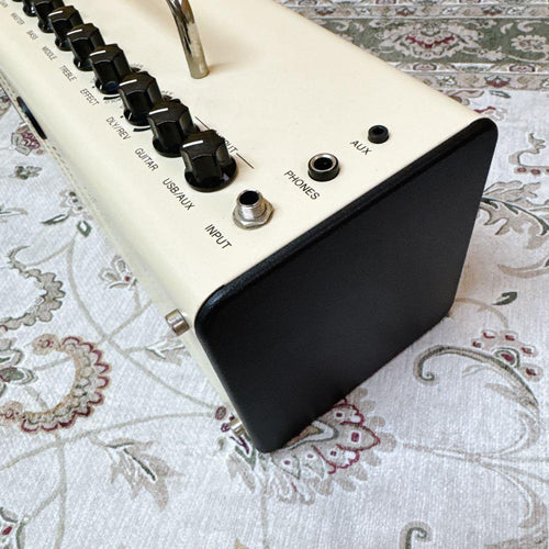Guitar Amplifiers Yamaha Thr10