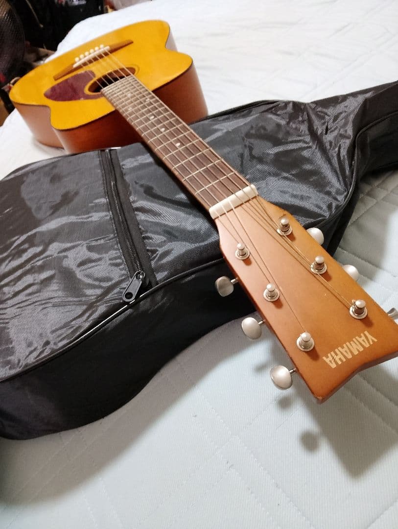Yamaha Acoustic Guitars Jr1