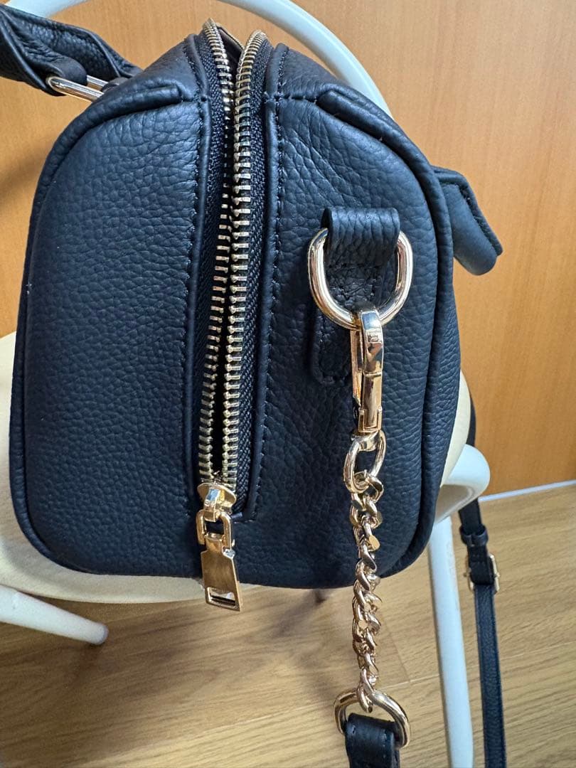 Vitafelice Shoulder Bags