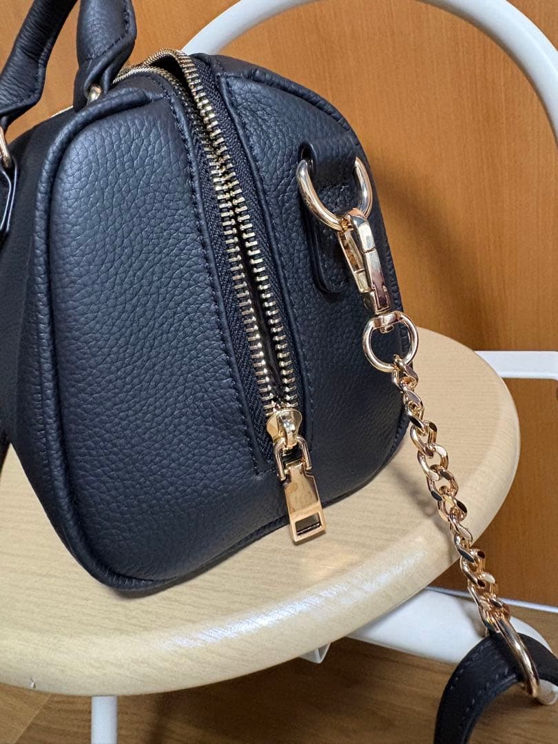 Vitafelice Shoulder Bags