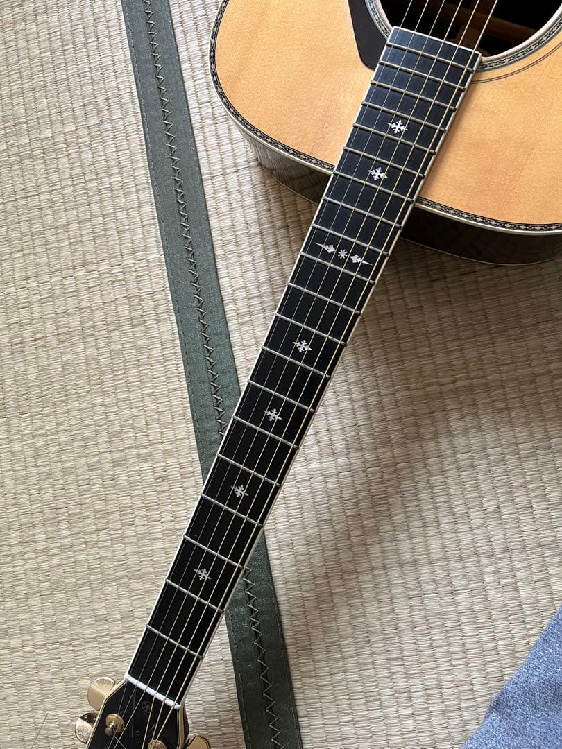 Yamaha Acoustic Guitars L-10