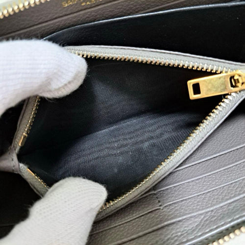 Yves Saint Laurent Long Wallets