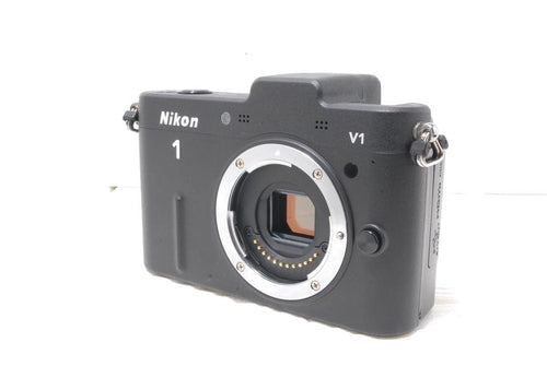 Nikon Mirrorless Interchangeable Lips 526 1 V1