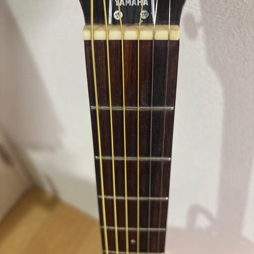 Yamaha Acoustic Guitar Fg-140