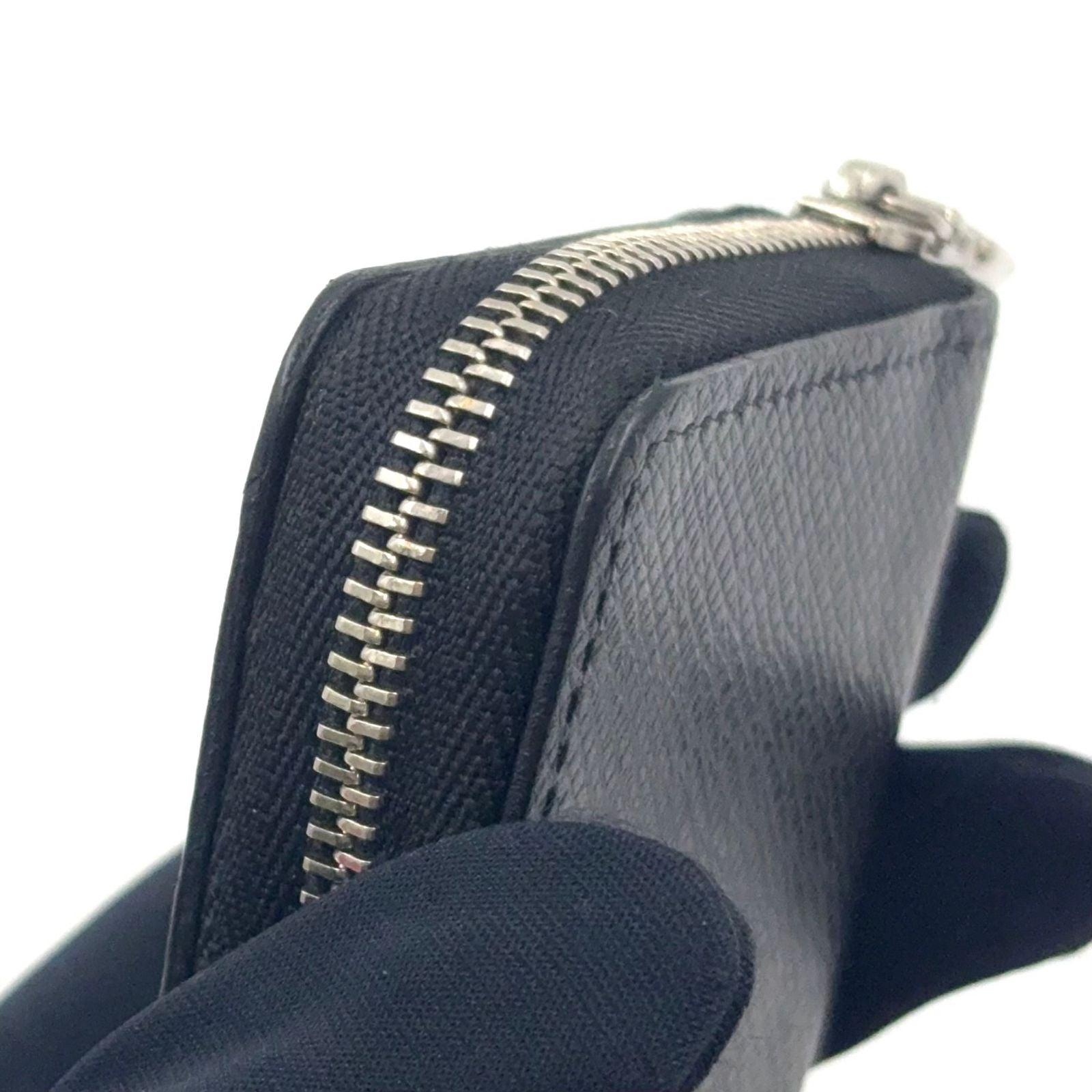 Louis Vuitton Long Wallet M30511