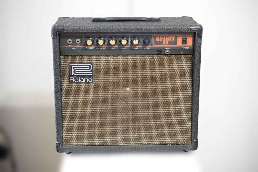 Roland Guitar Amplifiers Spirit 20