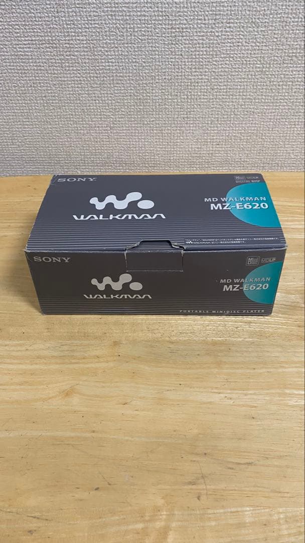 Sony Cd Md Cassette Deck Walkman Mz-E620/S