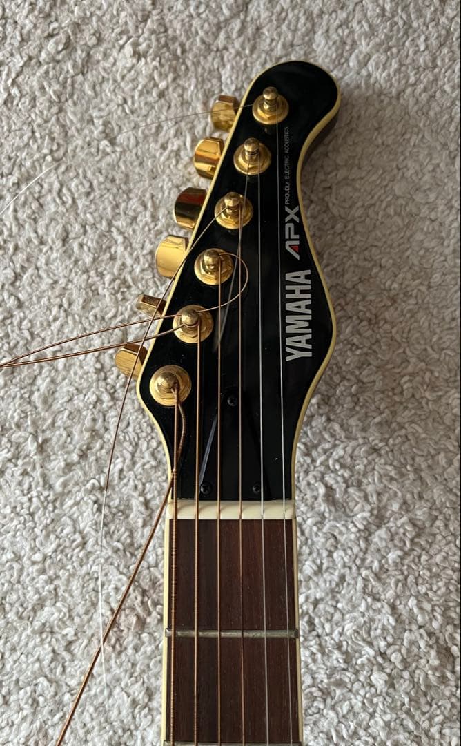 Yamaha Acoustic Guitar Apx-8S