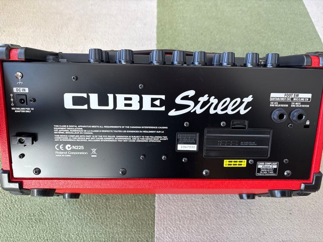 Roland Guitar Amplifier Cube Street Red