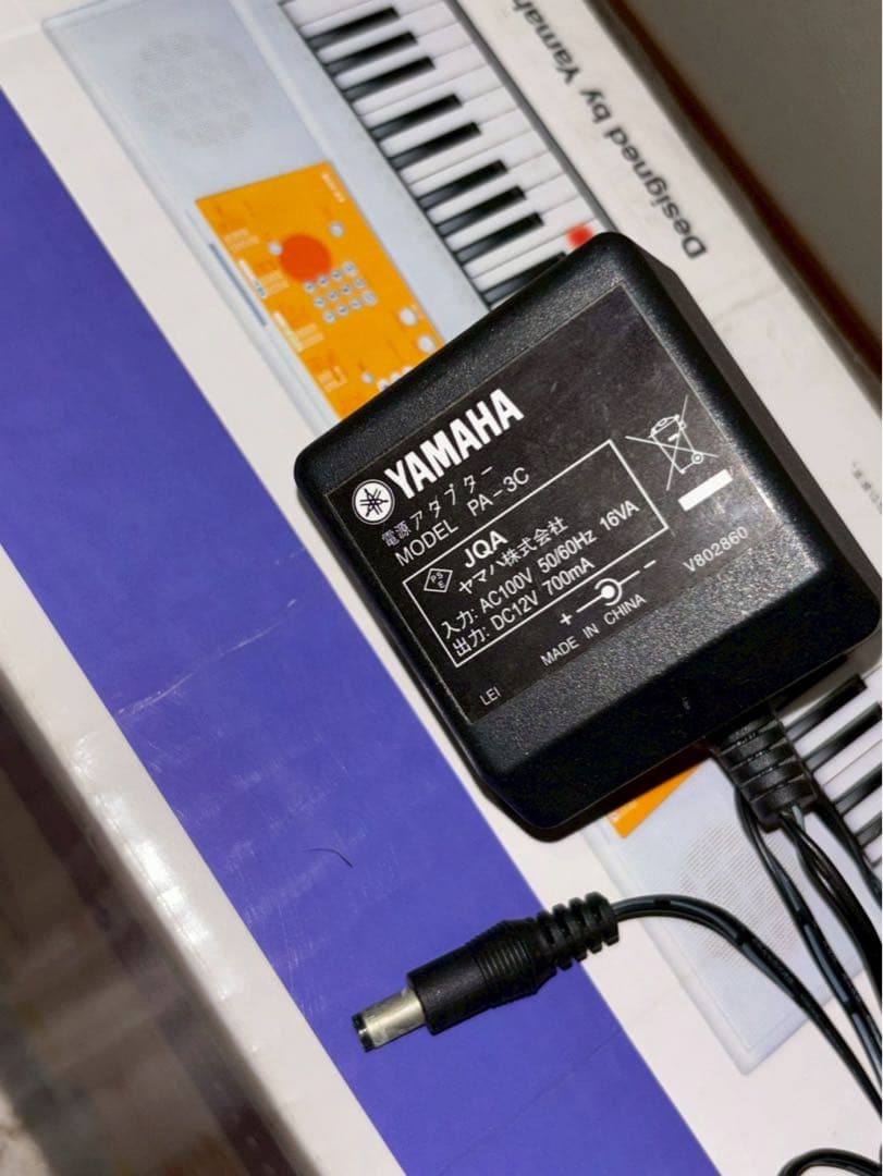 Yamaha Keyboard Electronic Piano Ez-J210