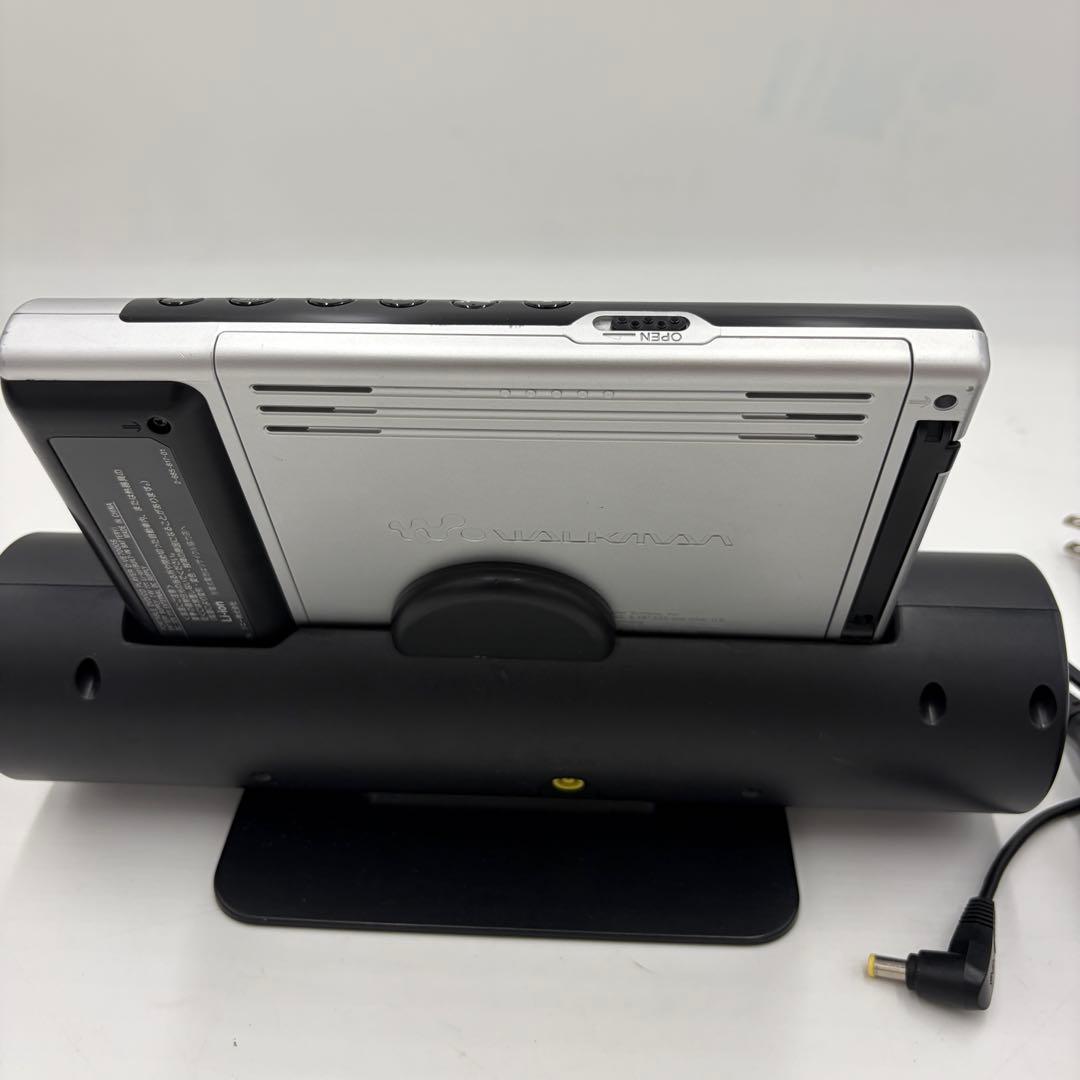 Sony Dvd Players Walkman D-Ve7000S