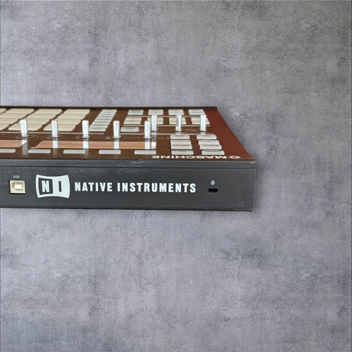 Hardware Instruments Native Maschine Mk1
