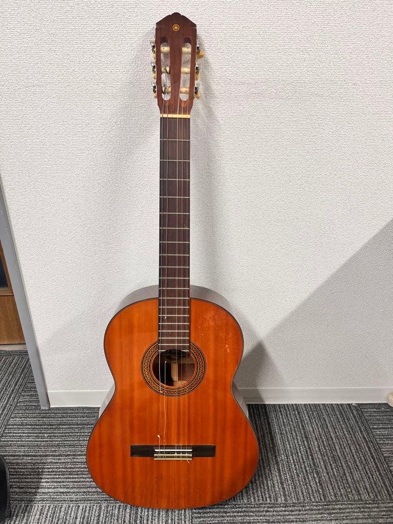 Yamaha Classical Guitars G-100D