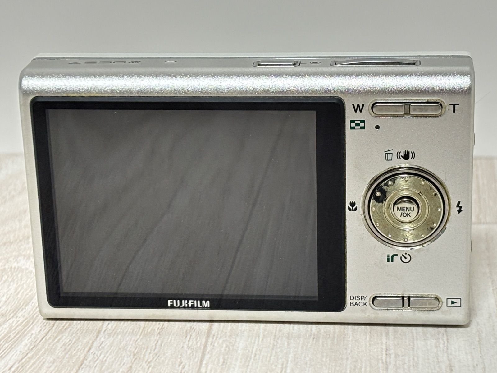 Fujifilm Compact Digital Camera Finepix Z250 Fd