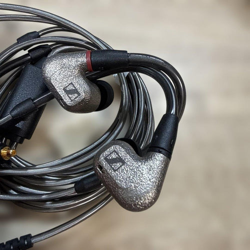 Sennheiser Recableable Earphones Ie 600