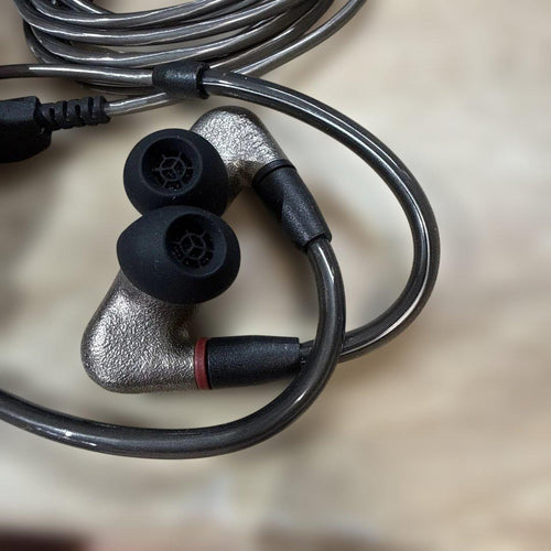 Sennheiser Recableable Earphones Ie 600