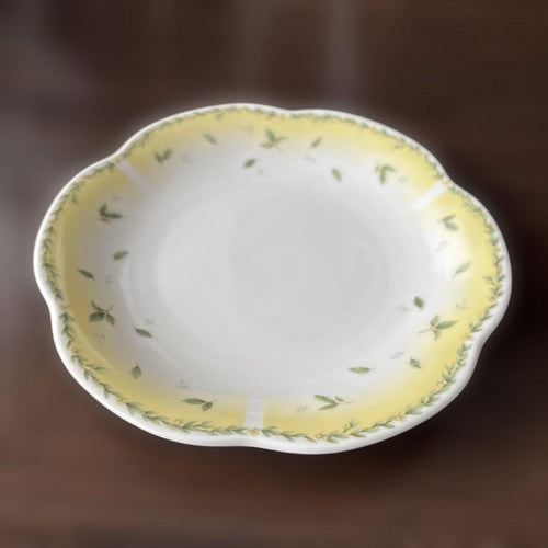 Narumi Tea Cups Saucers 5