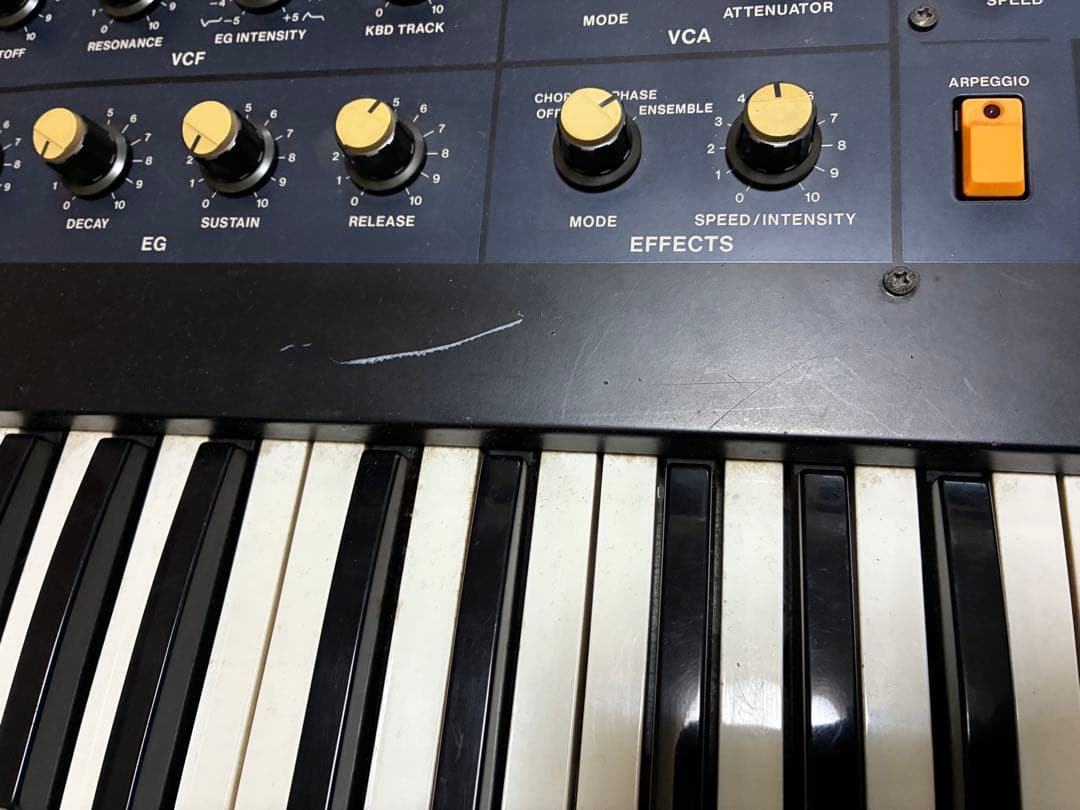 Analog Synthesizer Korg Polysix