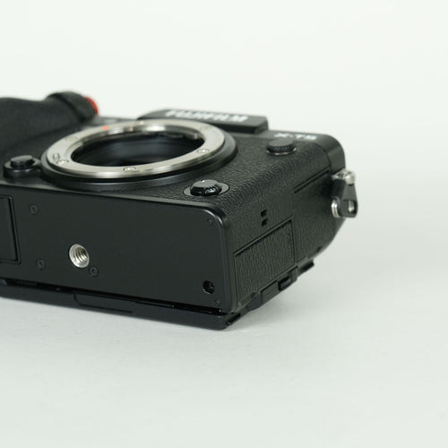 Fujifilm Mirrorless Interchangeable Lips 1,650 2 X-T5 X