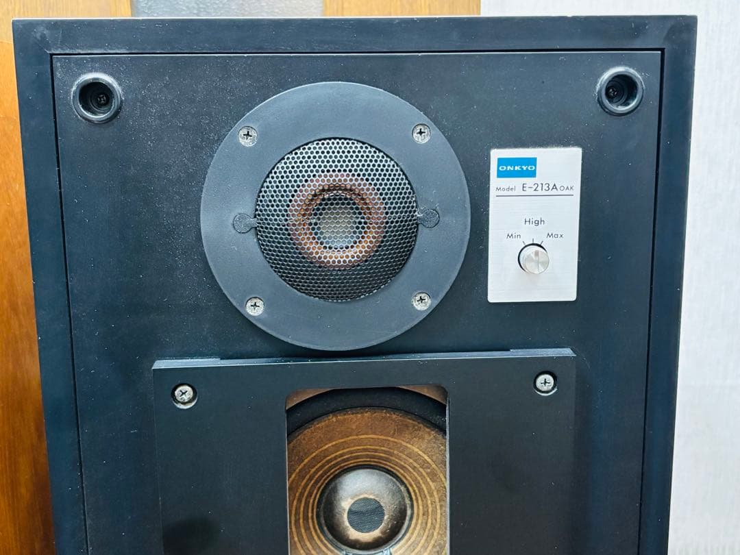 Onkyo Speakers E-213A Oak