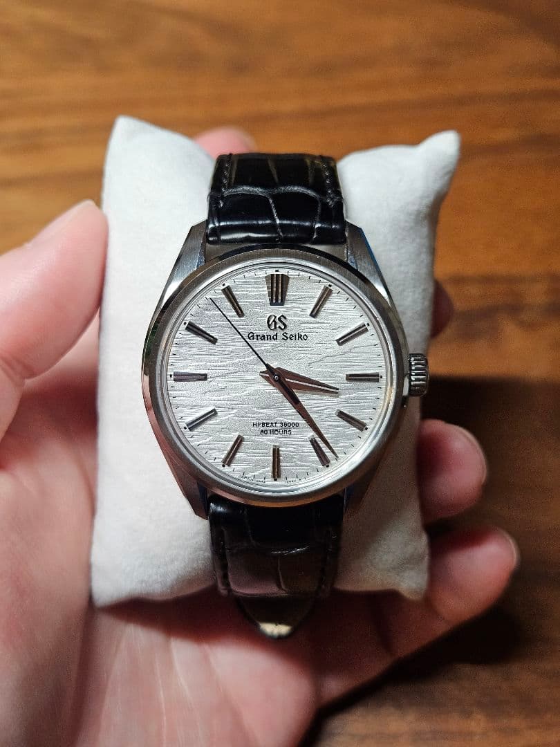 Grand Seiko Hand-Wound Watches Slgw003