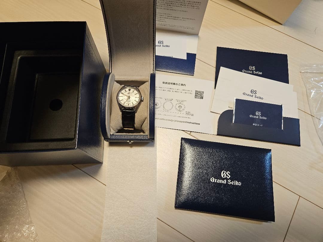 Grand Seiko Hand-Wound Watches Slgw003