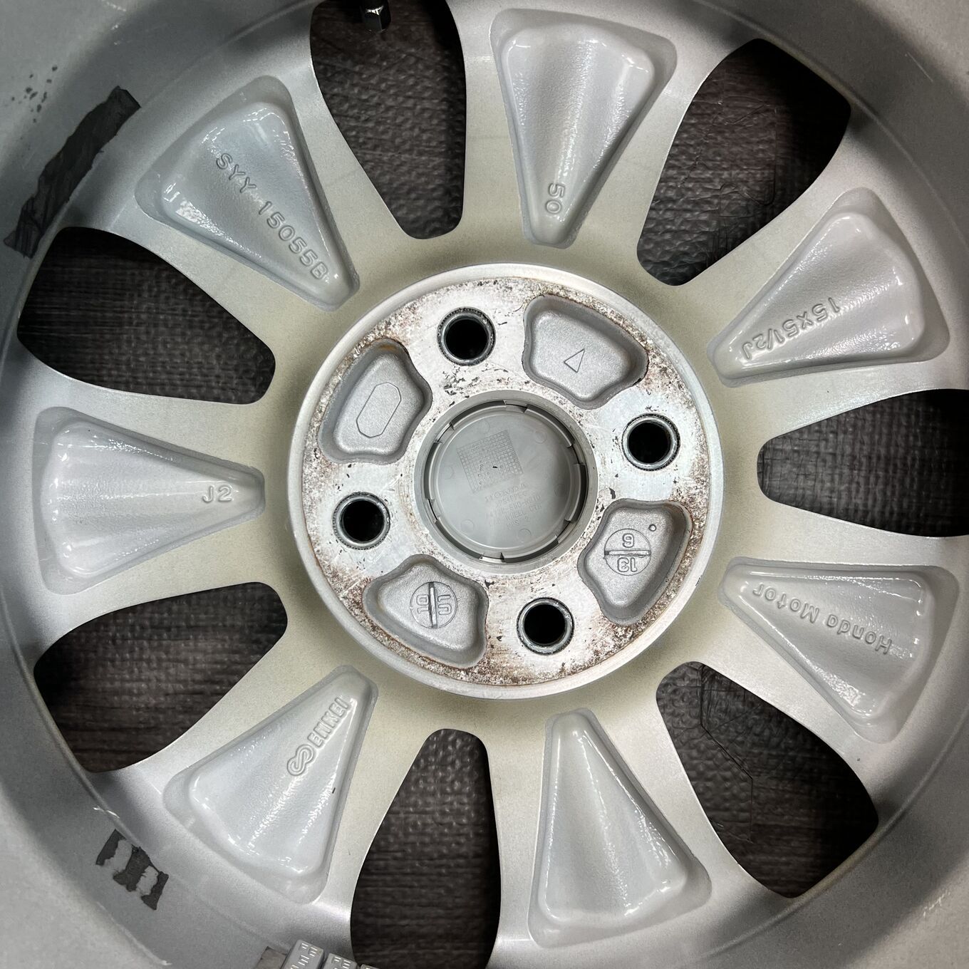 Honda 15 Inches Michelin 185/65R15 #26S40426