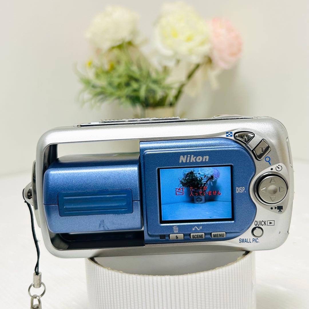 Nikon Compact Digital Cameras Coolpix2500