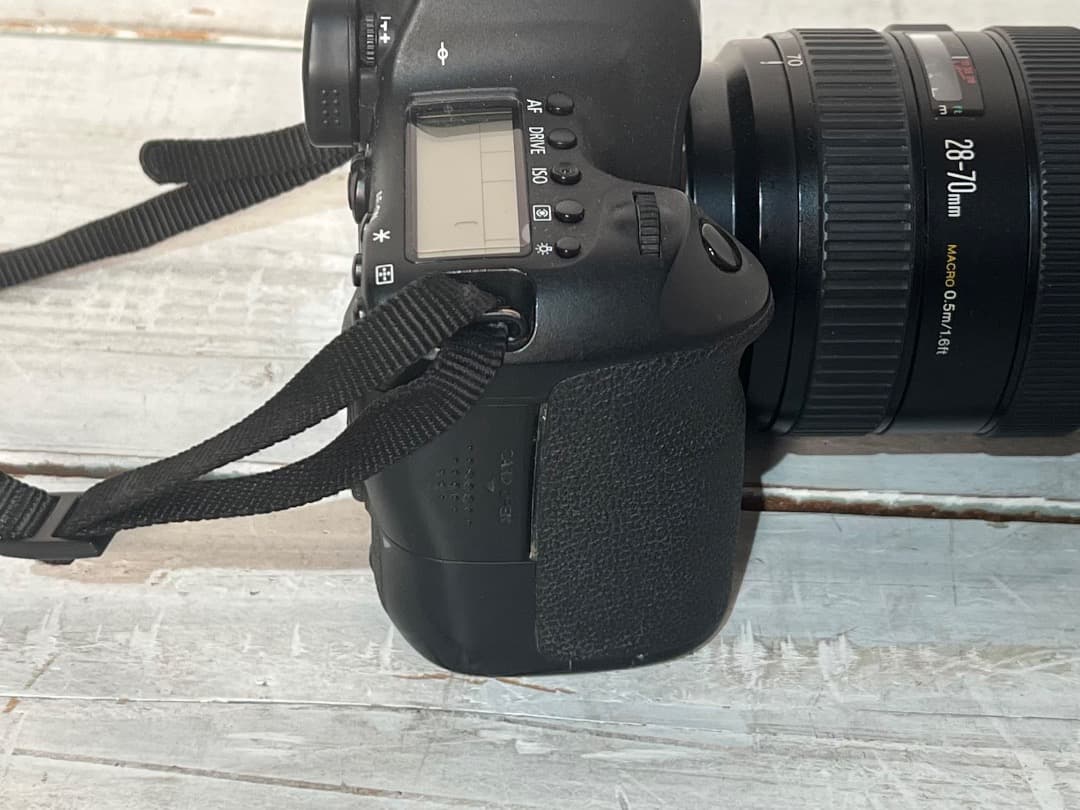 Canon Digital Slr Eos6D Ef28-70+Ef50+Grip