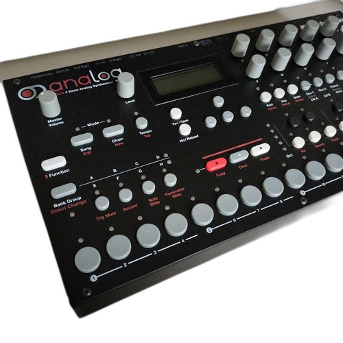 Analog Synthesizer Elektron Four