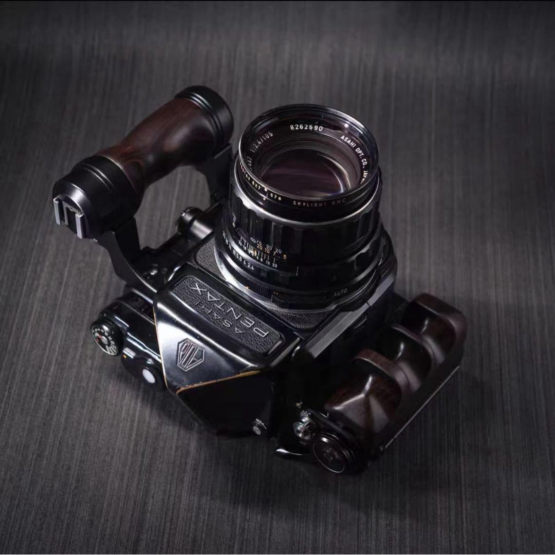 Large -Size Medium Format Camera (Film) Pentax 67/6X7