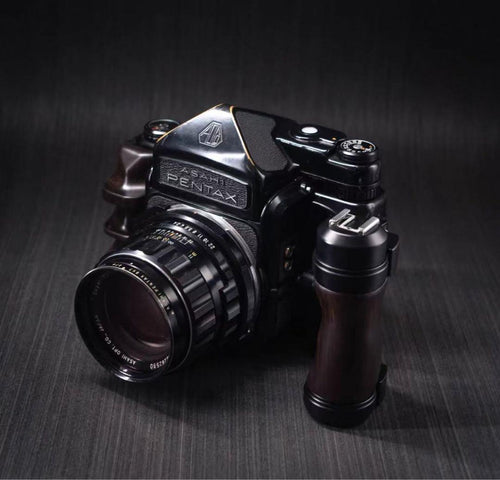 Large -Size Medium Format Camera (Film) Pentax 67/6X7