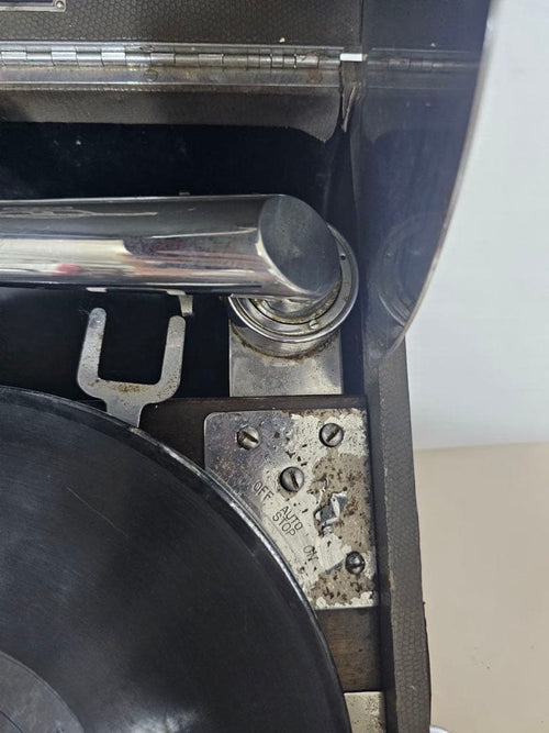 Columbia Record Players (Turntables) Viva-Tonal Grafonola No.213