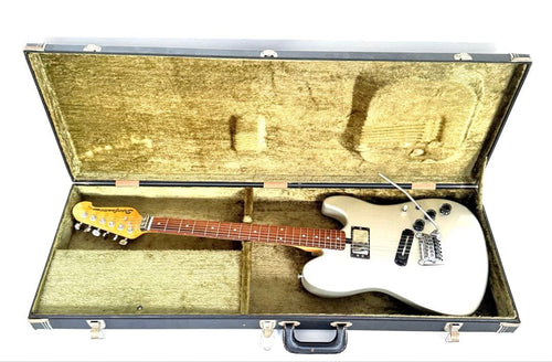 Electric Guitars Yamaha Super Jam 800 79