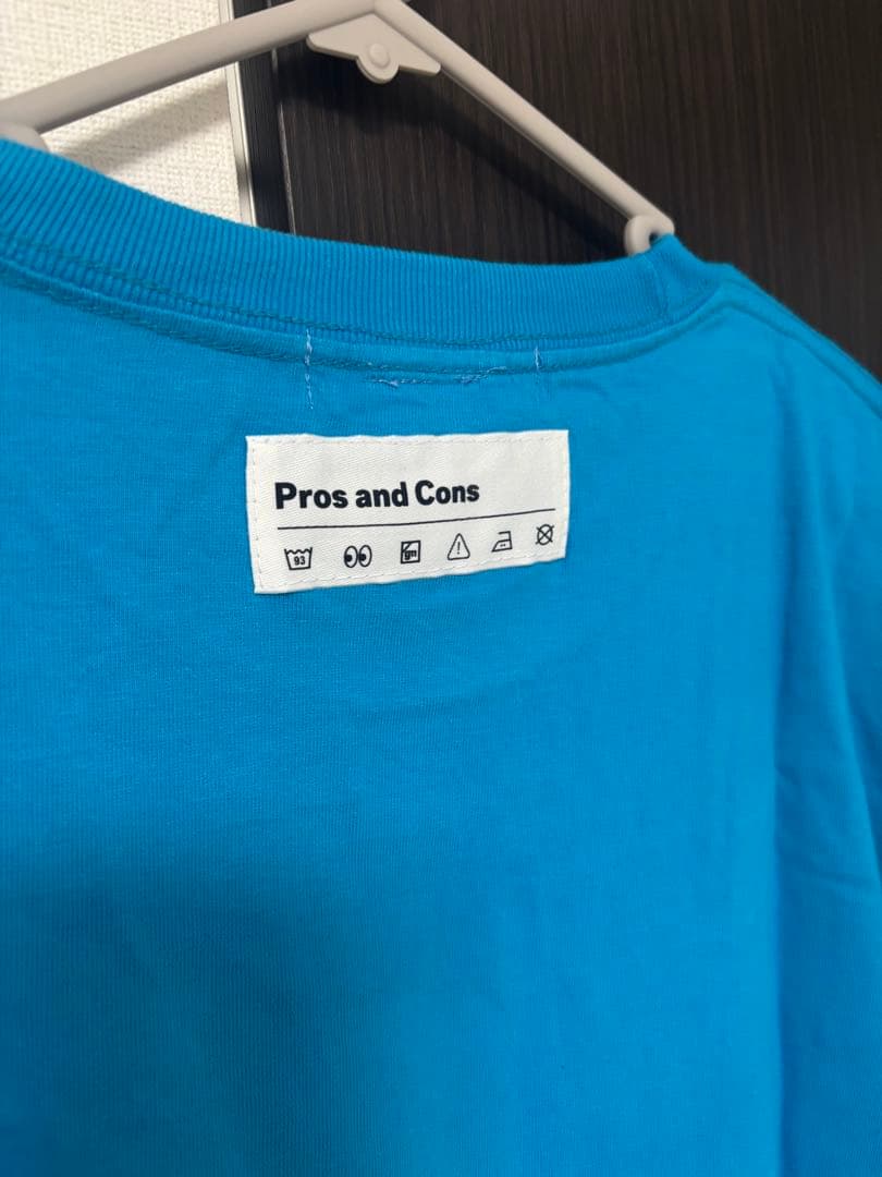 T-Shirts Pros And Cons