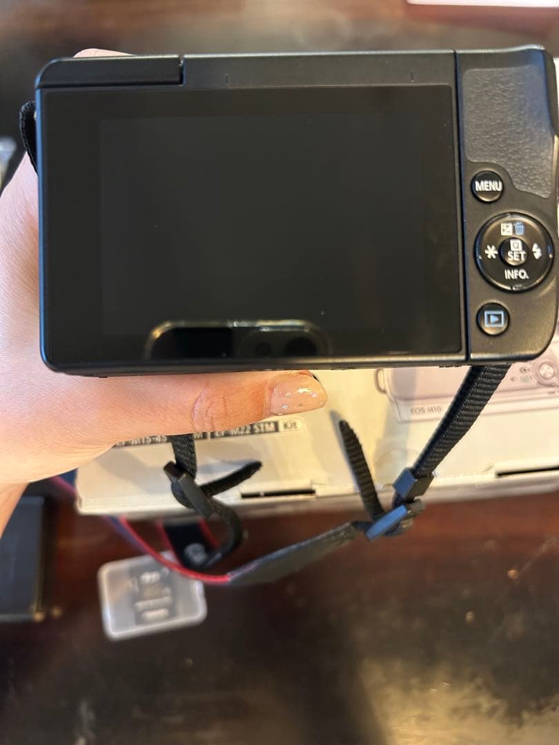 Canon Mirrorless Interchangeable Lens Cameras Eos M10