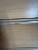 Roland Keyboard Electronic Piano