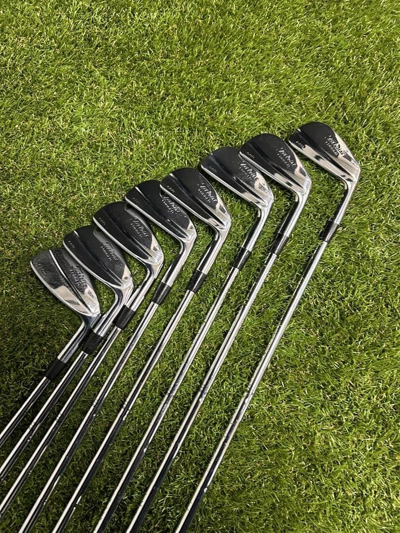 Titleist Iron Sets 680 1970070