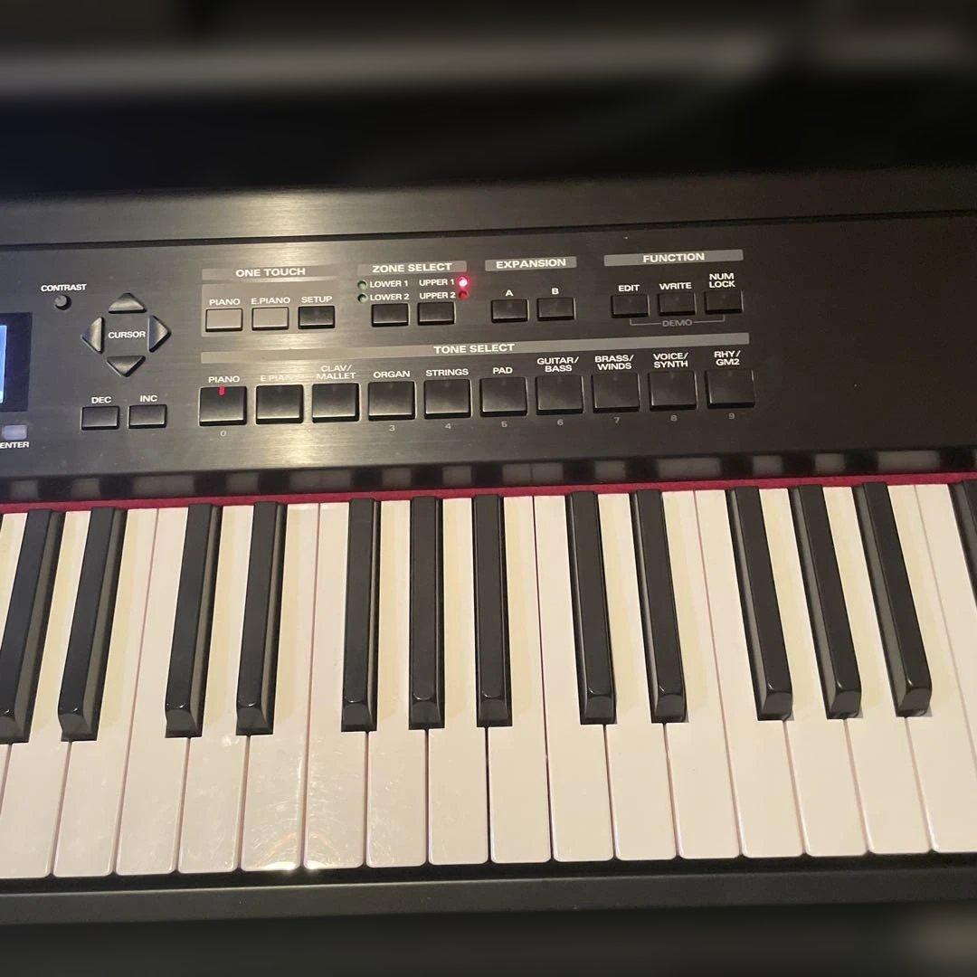 Roland Keyboards Digital Pianos Rd-700Sx