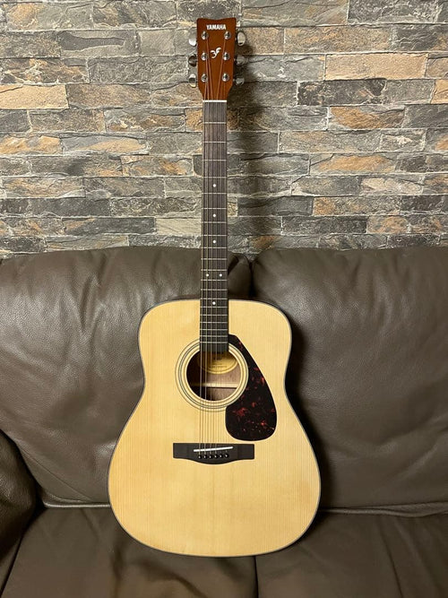 Yamaha Acoustic Guitars F600