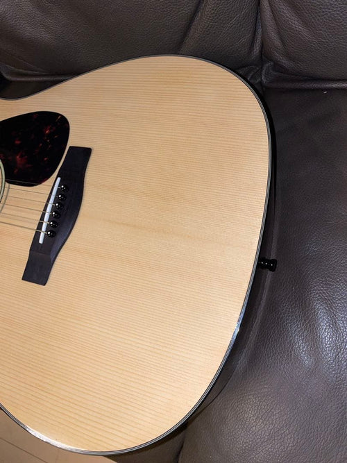 Yamaha Acoustic Guitars F600