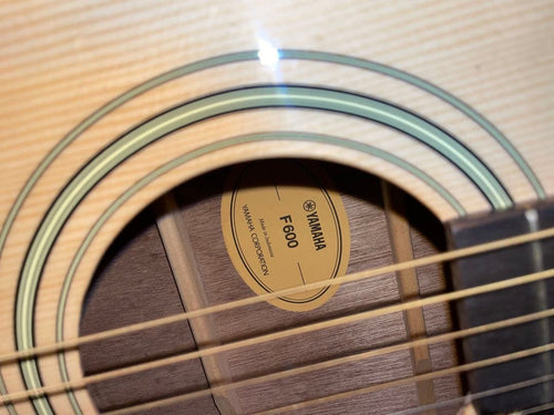 Yamaha Acoustic Guitars F600
