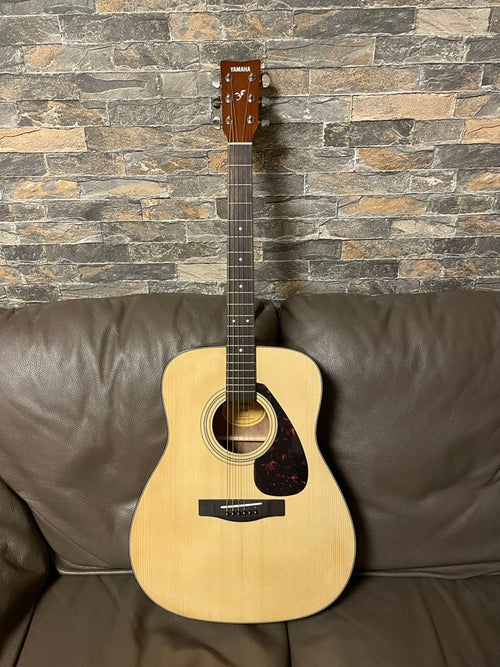 Yamaha Acoustic Guitars F600