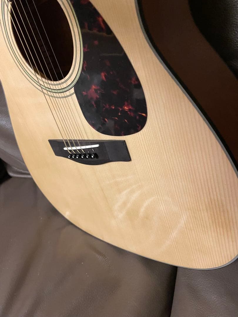 Yamaha Acoustic Guitars F600