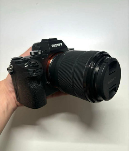 Mirrorless Interchangeable Lips Sony A711