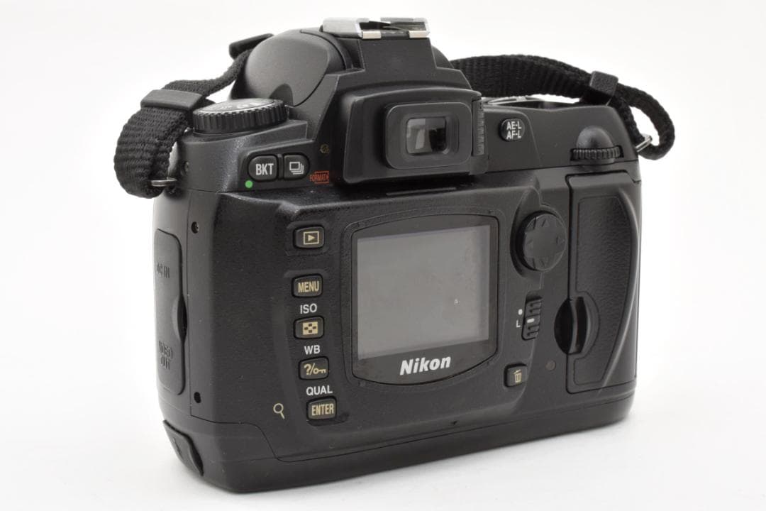 Digital Slrs 7,990 Nikon D70 #22662
