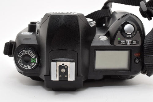 Digital Slrs 7,990 Nikon D70 #22662