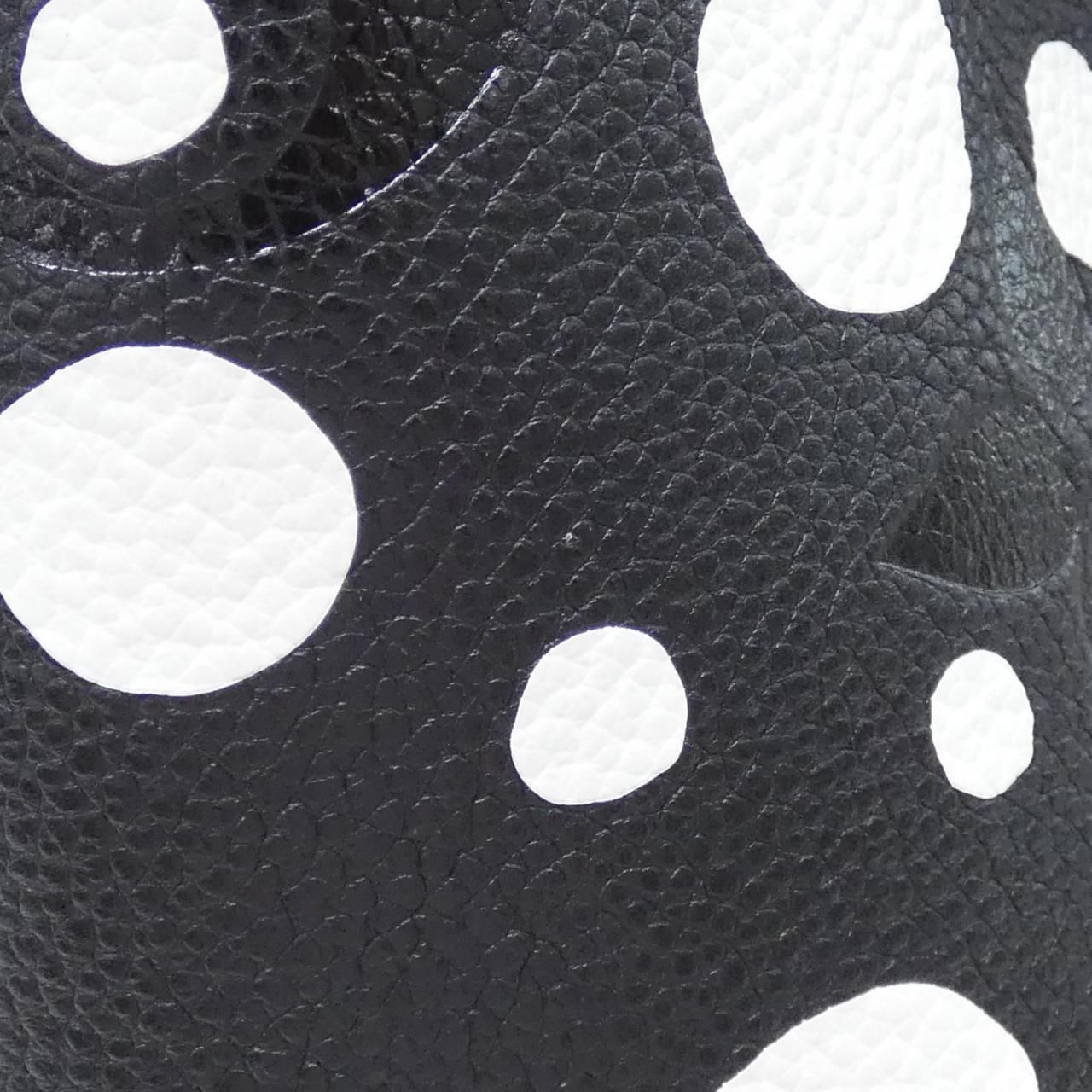 Louis Vuitton Shoulder Bag (Lv X Yk) Mm M21753 Black( Silver(