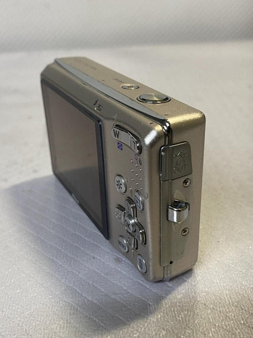 Nikon Compact Digital Cameras S560#855