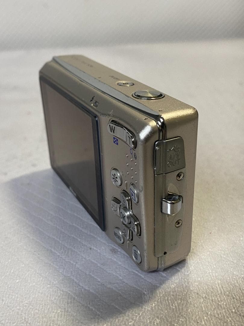 Nikon Compact Digital Cameras S560#855